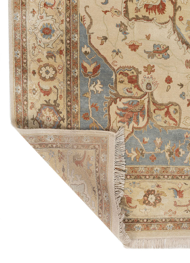 savana ivory wool Hand Knotted Rug - Perspective