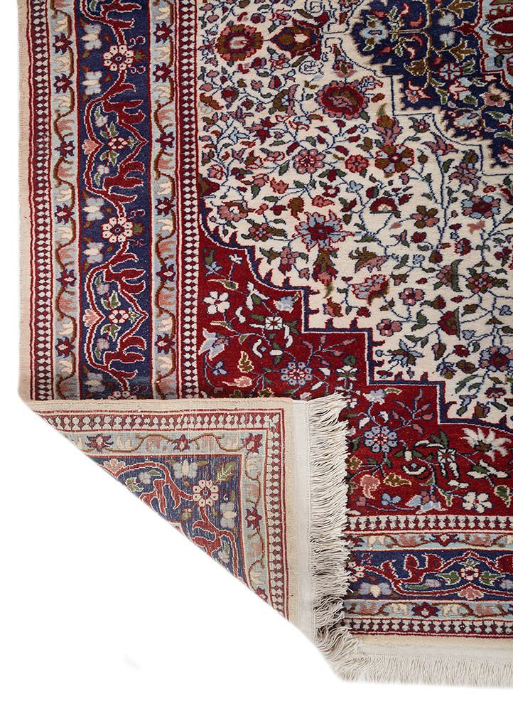 gulnar ivory wool Hand Knotted Rug - Perspective gulnar ivory wool Hand Knotted Rug - Perspective