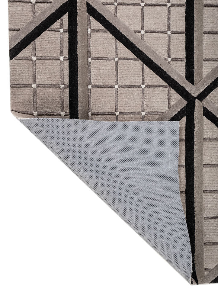 faces grey and black wool and viscose Hand Tufted Rug - Perspective faces grey and black wool and viscose Hand Tufted Rug - Perspective