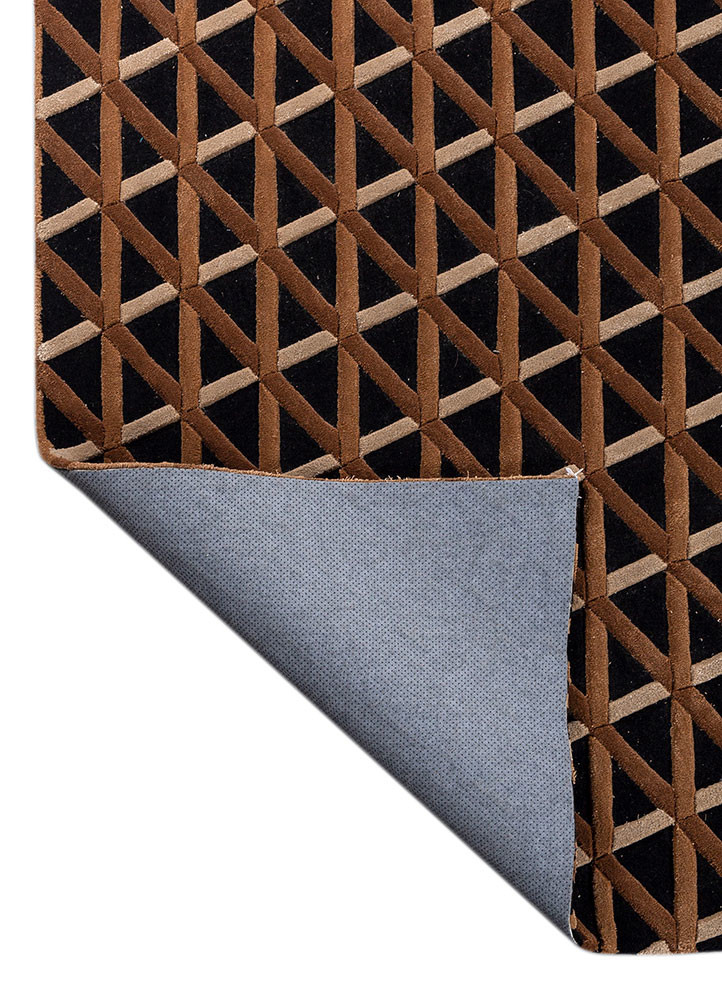 faces grey and black wool and viscose Hand Tufted Rug - Perspective faces grey and black wool and viscose Hand Tufted Rug - Perspective