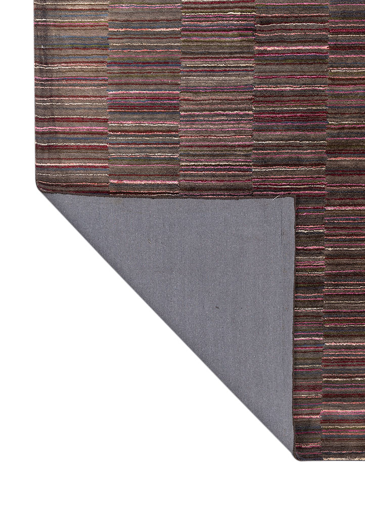 acar grey and black wool and viscose Hand Tufted Rug - Perspective acar grey and black wool and viscose Hand Tufted Rug - Perspective