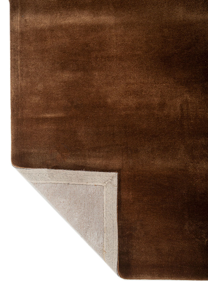 cera red and orange viscose Hand Tufted Rug - Perspective