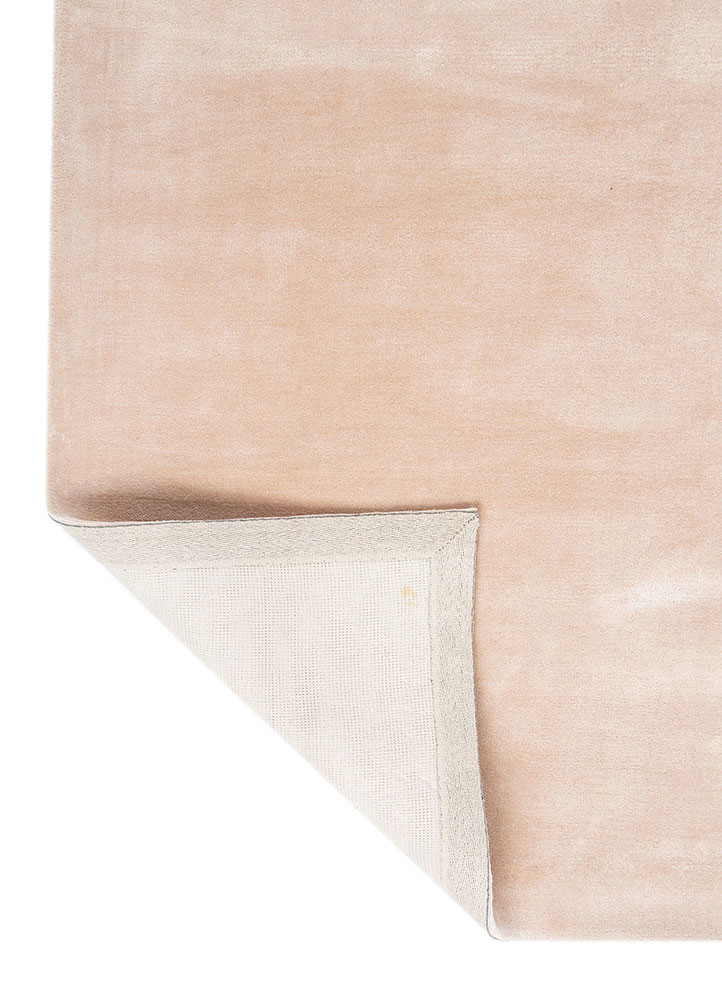 cera ivory viscose Hand Tufted Rug - Perspective cera ivory viscose Hand Tufted Rug - Perspective