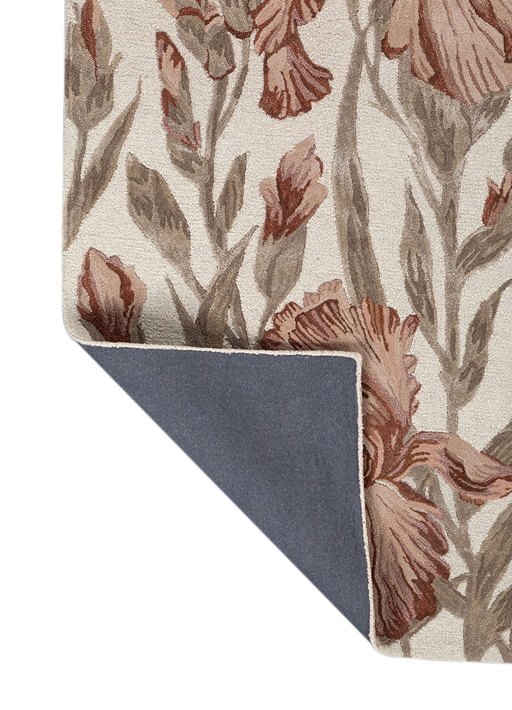 nebulora ivory wool and viscose Hand Tufted Rug - Perspective