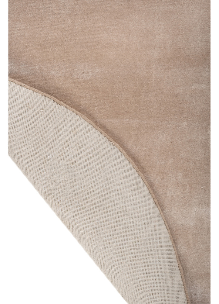 cera ivory viscose Hand Tufted Rug - Perspective cera ivory viscose Hand Tufted Rug - Perspective