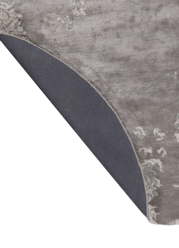 mythos grey and black wool and viscose Hand Tufted Rug - Perspective mythos grey and black wool and viscose Hand Tufted Rug - Perspective