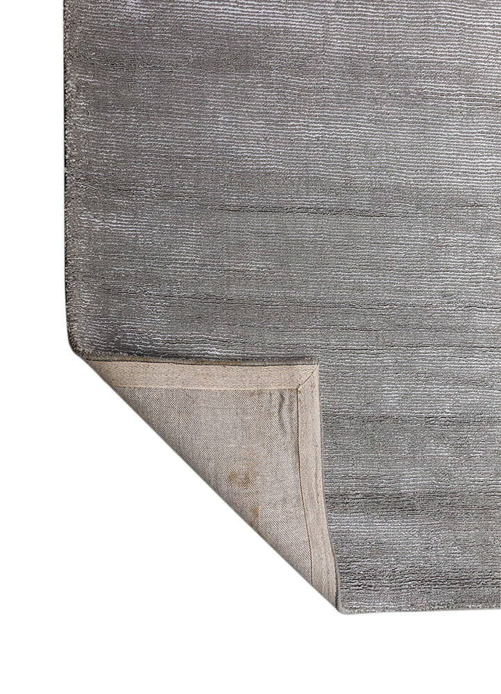 basis grey and black wool and viscose Hand Loom Rug - Perspective basis grey and black wool and viscose Hand Loom Rug - Perspective