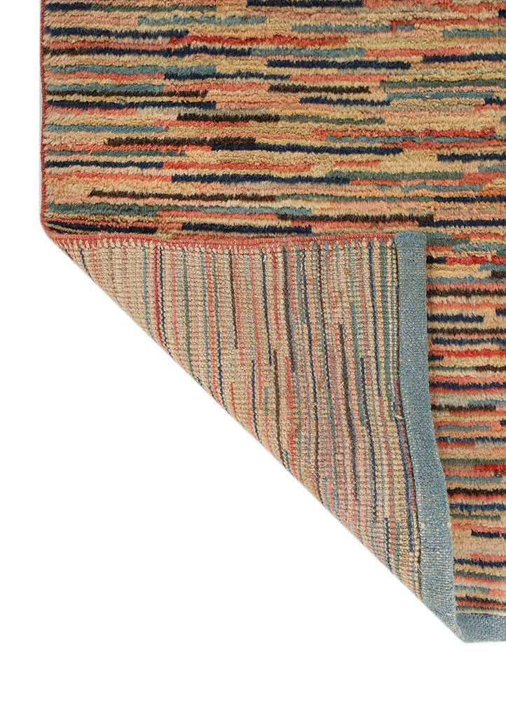 vintage gold wool Hand Knotted Rug - Perspective