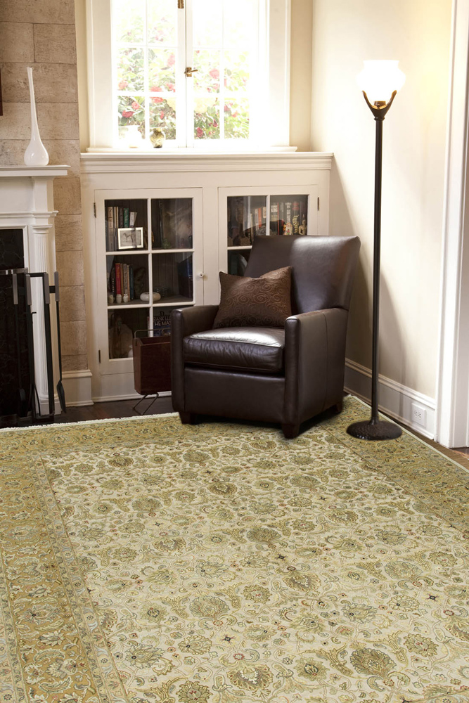 aurora ivory wool and silk Hand Knotted Rug - RoomScene