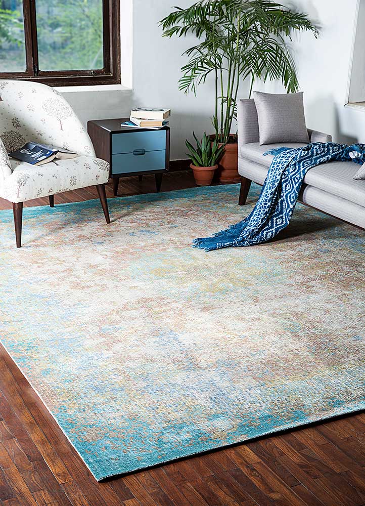 far east ivory wool and silk Hand Knotted Rug - RoomScene